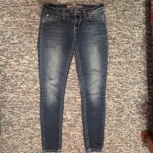 Wallflower Skinny Jeans